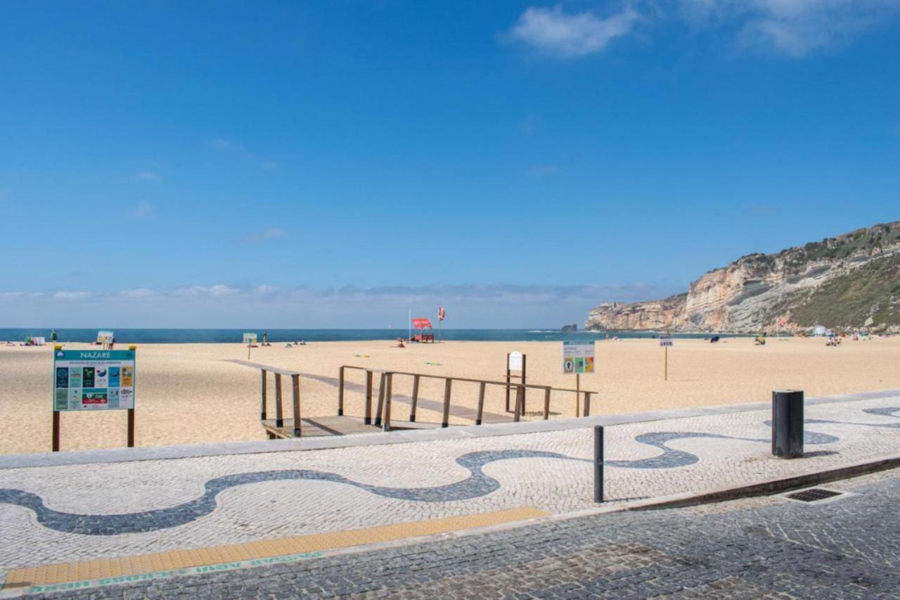 Light Wave Nazare Center 50M Beach Exterior photo